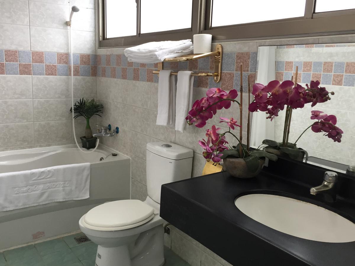 Berkeley Business Hotel Zhongzheng Hszincsu Kültér fotó