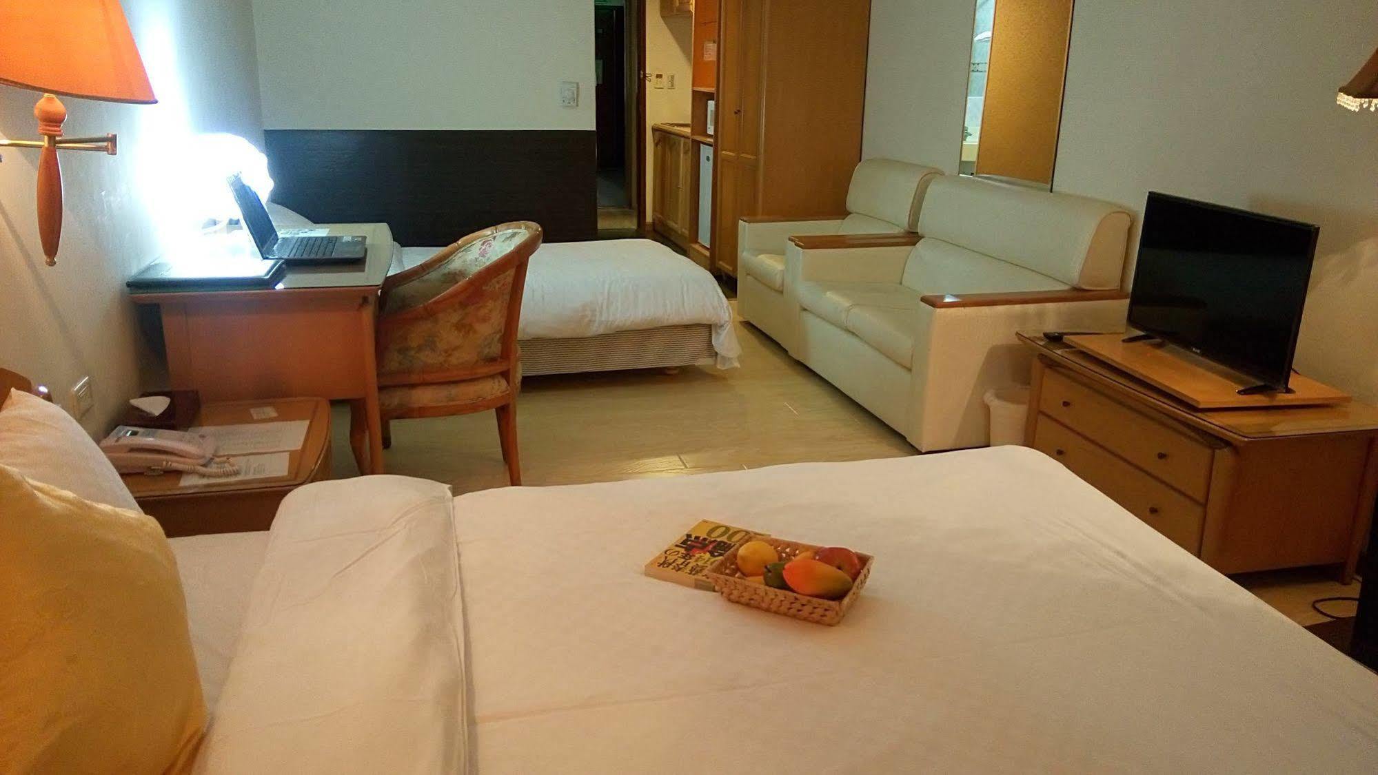 Berkeley Business Hotel Zhongzheng Hszincsu Kültér fotó