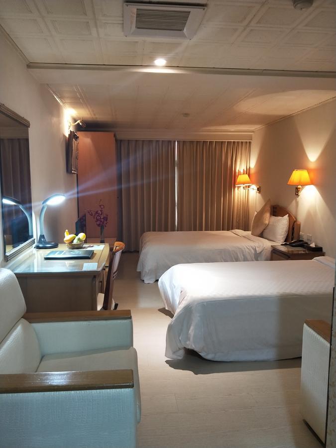 Berkeley Business Hotel Zhongzheng Hszincsu Kültér fotó